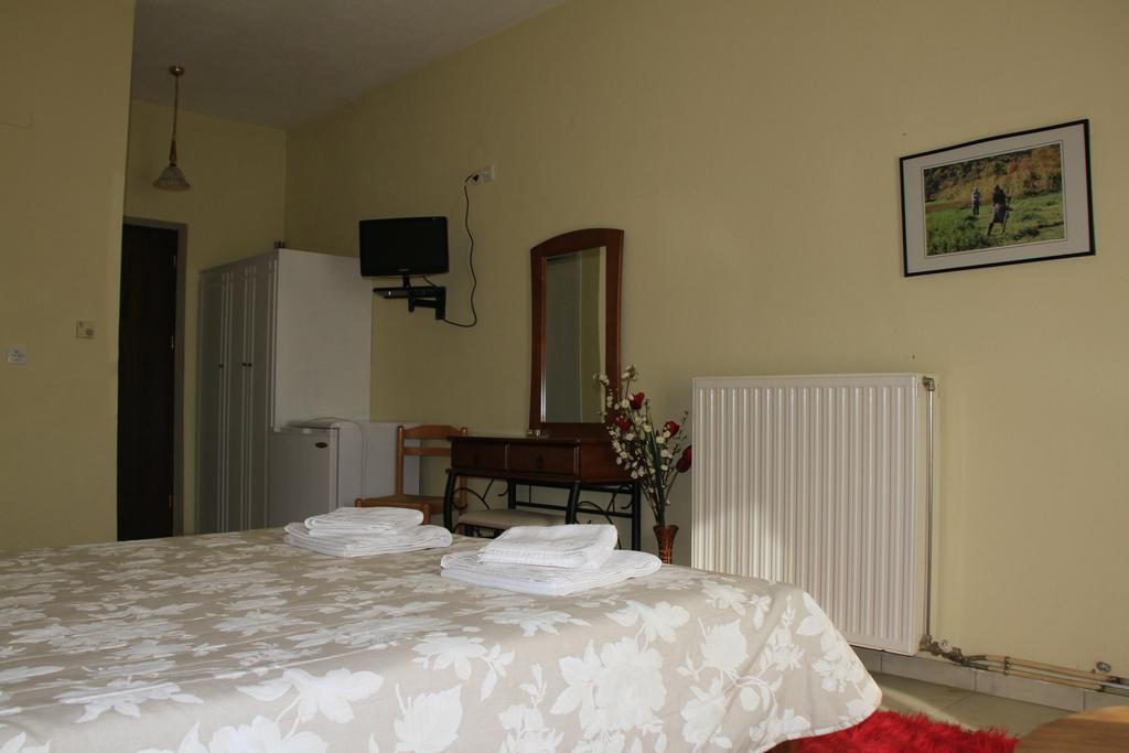 Agrafa Otel Kerasea  Dış mekan fotoğraf